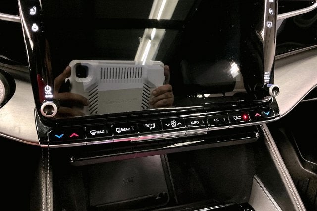 2023 Jeep Wagoneer Series II 4x4-Pano Roof-Adaptive Cruise-Htd/Cooled Leather