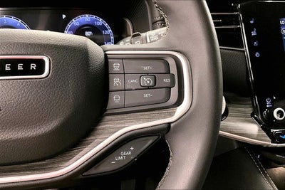 2024 Jeep Wagoneer Series II 4x4 - Adaptive Cruise - Htd/Cooled Leather