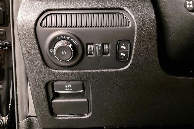 2024 Jeep Wagoneer Series II 4x4 - Adaptive Cruise - Htd/Cooled Leather