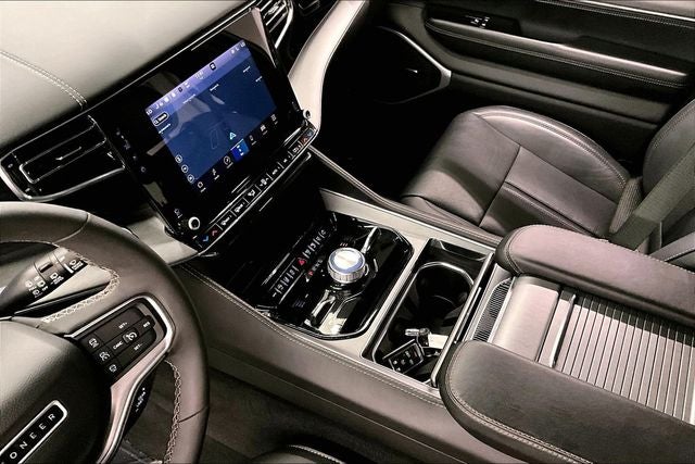 2023 Jeep Wagoneer Series II