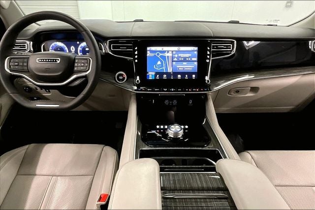 2022 Jeep Wagoneer Series II 4x4 - Adaptive Cruise - Htd/Cooled Leather