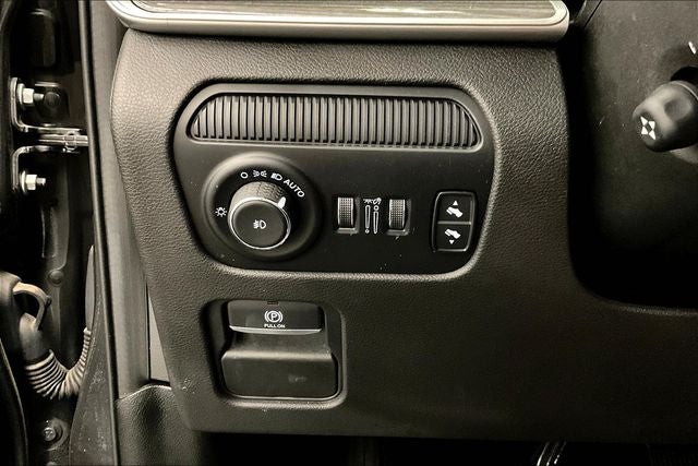 2022 Jeep Wagoneer Series II 4x4 - Htd/Cooled Leather - Adaptive Cruise - 20''