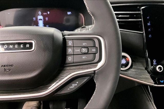 2022 Jeep Wagoneer Series II 4x4 - Htd/Cooled Leather - Adaptive Cruise