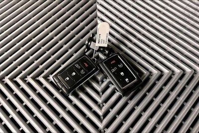 2022 Jeep Wagoneer Series II 4x4 - Htd/Cooled Leather - Adaptive Cruise