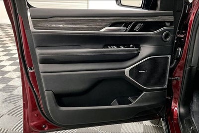 2022 Jeep Wagoneer Series II