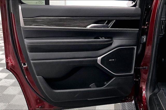 2022 Jeep Wagoneer Series II