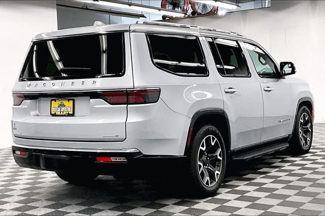 2023 Jeep Wagoneer Series III