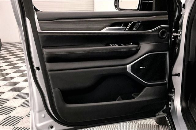 2023 Jeep Wagoneer Series III