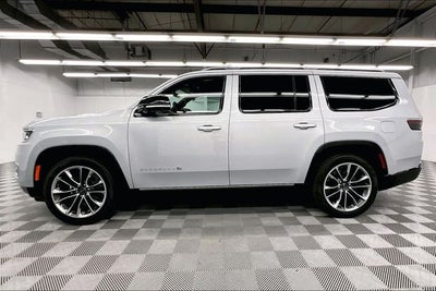 2025 Jeep Wagoneer Series III 4x4 - Pano Roof - Htd/Cooled Leather - DVD