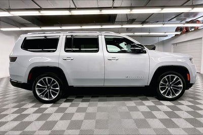 2025 Jeep Wagoneer Series III 4x4 - Pano Roof - Htd/Cooled Leather - DVD