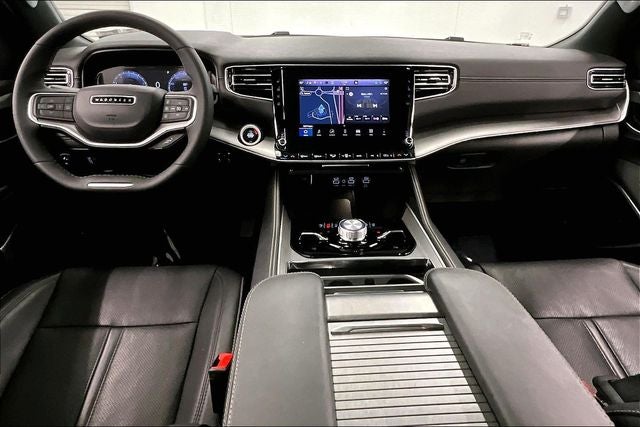 2025 Jeep Wagoneer Series III 4x4 - Pano Roof - Htd/Cooled Leather - DVD