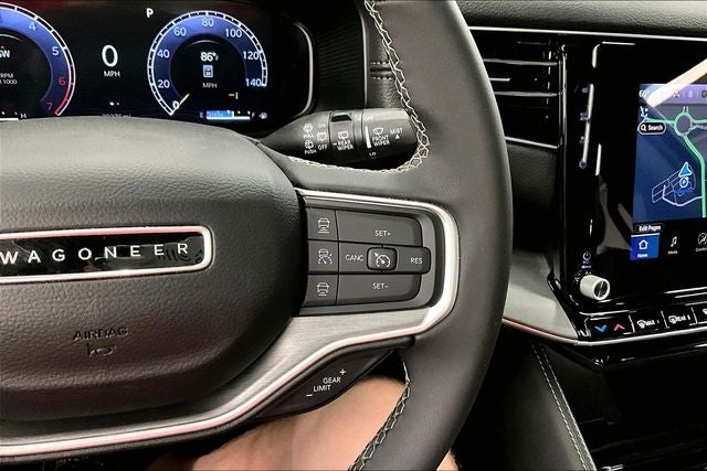 2025 Jeep Wagoneer Series III 4x4 - Pano Roof - Htd/Cooled Leather - DVD