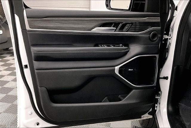 2024 Jeep Wagoneer Series III 4X4-Heated/Cooled Seats-Panoramic Roof