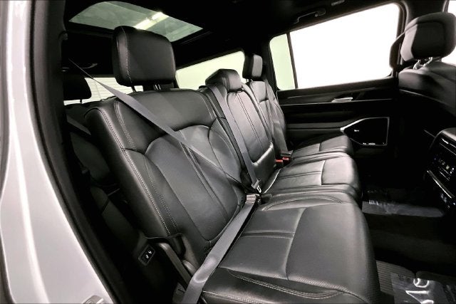 2024 Jeep Wagoneer Series III 4X4-Heated/Cooled Seats-Panoramic Roof