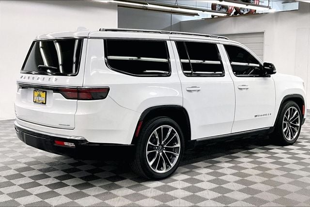 2023 Jeep Wagoneer Series III 4x4-Pano Roof-Adaptive Cruise-DVD