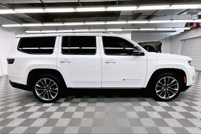 2023 Jeep Wagoneer Series III 4x4-Pano Roof-Adaptive Cruise-DVD