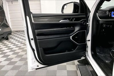 2023 Jeep Wagoneer Series III 4x4-Pano Roof-Adaptive Cruise-DVD