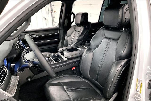2023 Jeep Wagoneer Series III 4x4-Pano Roof-Adaptive Cruise-DVD