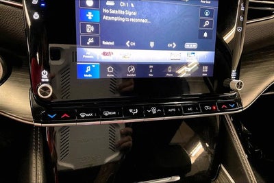 2023 Jeep Wagoneer Series III 4x4-Pano Roof-Adaptive Cruise-DVD