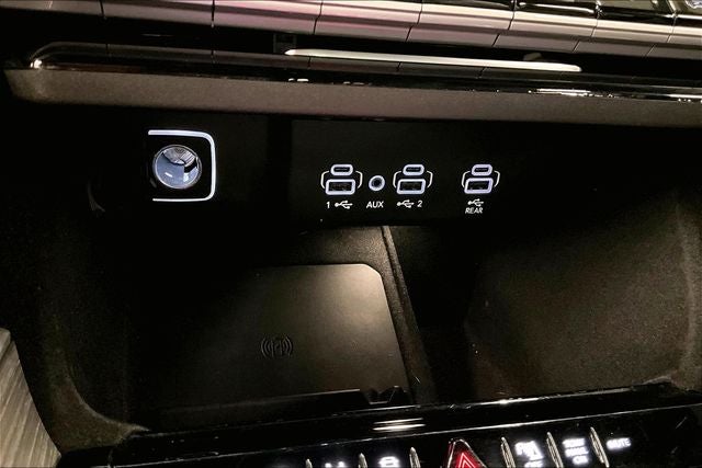 2023 Jeep Wagoneer Series III 4x4-Pano Roof-Adaptive Cruise-DVD
