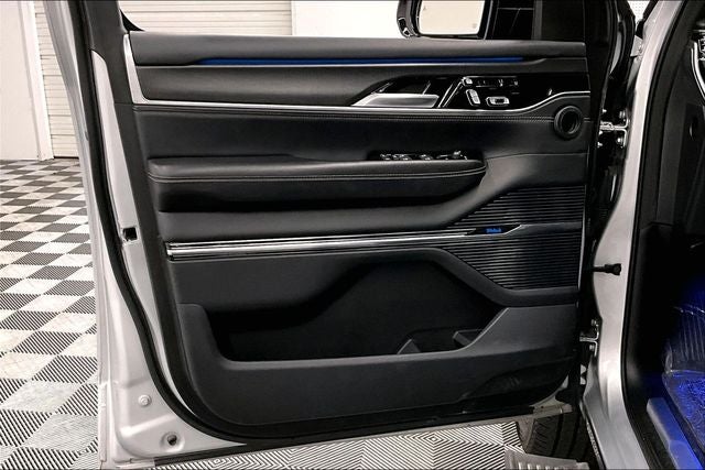 2024 Jeep Grand Wagoneer Series II 4x4 - Pano Roof - Htd/Cooled Massaging Leather