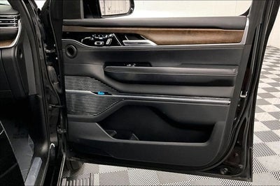 2023 Jeep Grand Wagoneer Series II