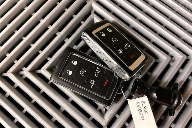 2024 Jeep Grand Wagoneer Series III 4x4 - Pano Roof - Htd/Cooled Massaging Leather