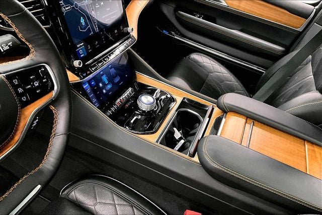 2024 Jeep Grand Wagoneer Series III 4x4 - Pano Roof - Htd/Cooled Massaging Leather