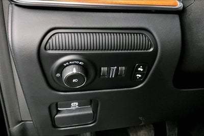 2024 Jeep Grand Wagoneer Series III 4x4 - Pano Roof - Htd/Cooled Massaging Leather