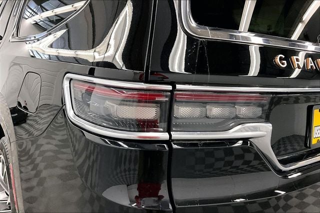 2024 Jeep Grand Wagoneer Series III 4x4 - Pano Roof - Htd/Cooled Massaging Leather