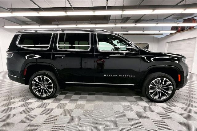 2024 Jeep Grand Wagoneer Series III 4x4-Pano Roof-Adaptive Cruise-DVD-22'' Wheels
