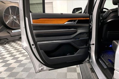 2025 Jeep Grand Wagoneer Series III 4x4-Pano Roof-Htd/Cooled Massaging Leather-DVD