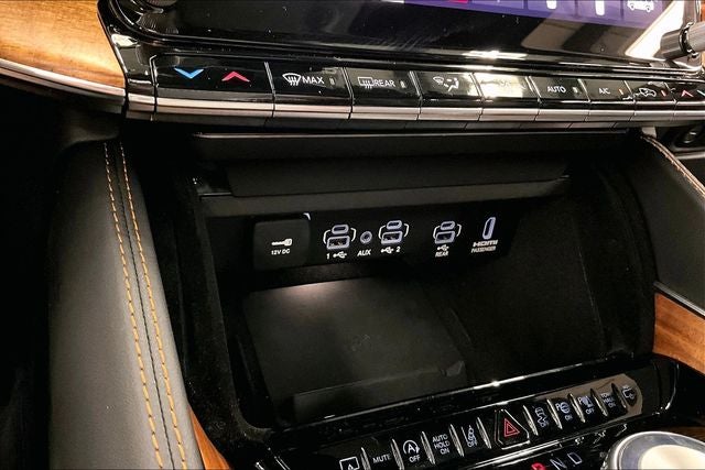 2025 Jeep Grand Wagoneer Series III 4x4-Pano Roof-Htd/Cooled Massaging Leather-DVD