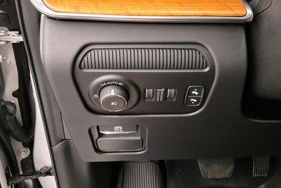 2025 Jeep Grand Wagoneer Series III 4x4-Pano Roof-Htd/Cooled Massaging Leather-DVD