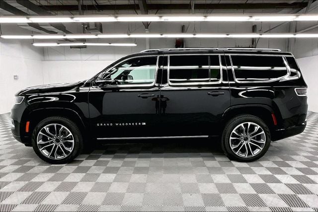 2025 Jeep Grand Wagoneer Series III 4x4 - Pano Roof - Htd/Cooled Massaging Leather