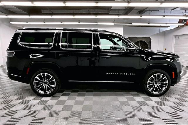 2025 Jeep Grand Wagoneer Series III 4x4 - Pano Roof - Htd/Cooled Massaging Leather
