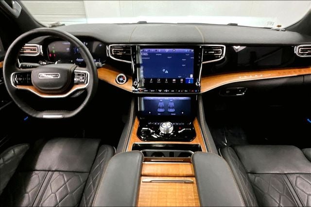 2025 Jeep Grand Wagoneer Series III 4x4 - Pano Roof - Htd/Cooled Massaging Leather