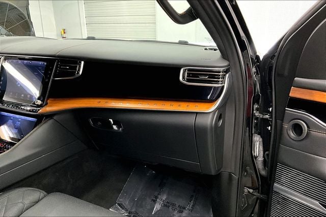 2025 Jeep Grand Wagoneer Series III 4x4 - Pano Roof - Htd/Cooled Massaging Leather