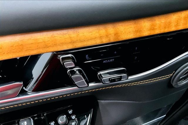2025 Jeep Grand Wagoneer Series III 4x4 - Pano Roof - Htd/Cooled Massaging Leather