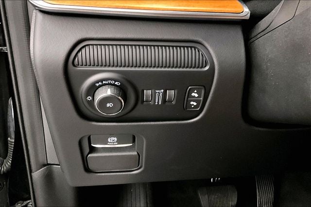 2025 Jeep Grand Wagoneer Series III 4x4 - Pano Roof - Htd/Cooled Massaging Leather