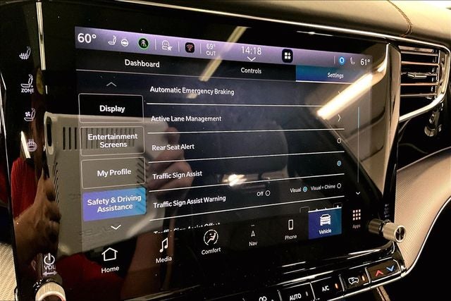 2024 Jeep Grand Wagoneer Series III 4x4 - Pano Roof - Htd/Cooled Massaging Leather