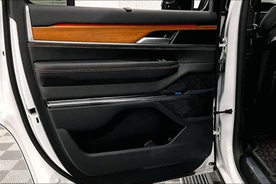 2024 Jeep Grand Wagoneer Series III
