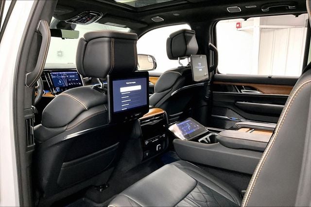 2024 Jeep Grand Wagoneer Series III