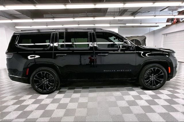 2024 Jeep Grand Wagoneer Series III 4x4-Pano Roof-Htd/Cooled Massaging Leather