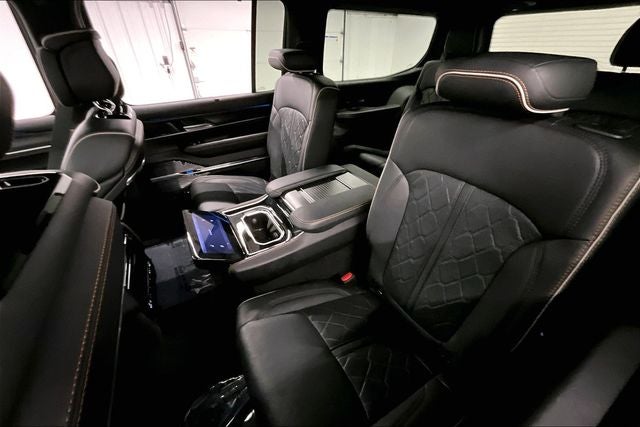 2024 Jeep Grand Wagoneer Series III 4x4-Pano Roof-Htd/Cooled Massaging Leather