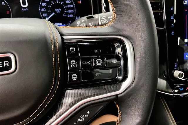 2024 Jeep Grand Wagoneer Series III 4x4-Pano Roof-Htd/Cooled Massaging Leather