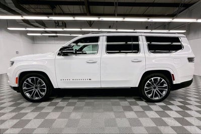 2025 Jeep Grand Wagoneer Series III 4x4-Pano Roof-Htd/Cooled Massaging Leather