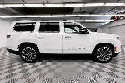 2025 Jeep Grand Wagoneer Series III 4x4-Pano Roof-Htd/Cooled Massaging Leather