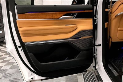 2025 Jeep Grand Wagoneer Series III 4x4-Pano Roof-Htd/Cooled Massaging Leather