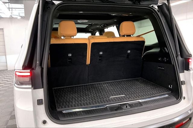 2025 Jeep Grand Wagoneer Series III 4x4-Pano Roof-Htd/Cooled Massaging Leather